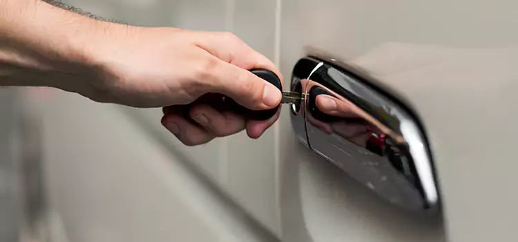 Why Choose Our Auto Locksmith Team in Arlington Heights, IL?